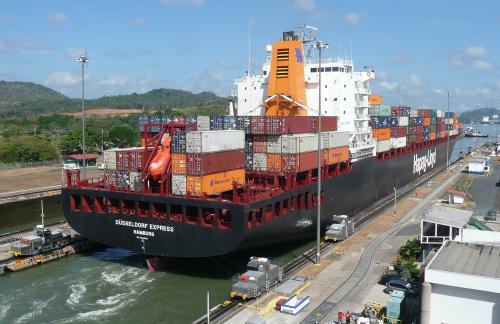 Container ship Dusseldorf Express
